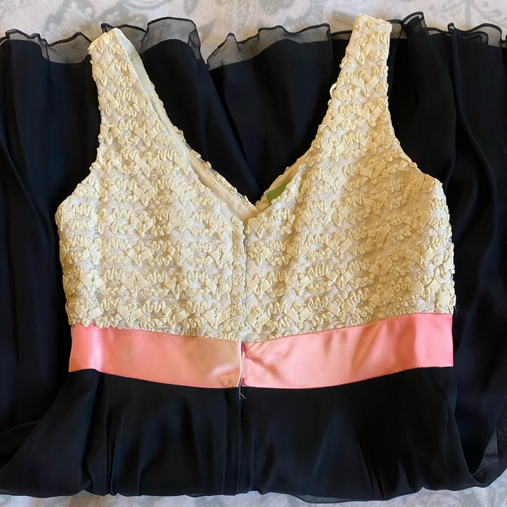 Vintage Cream and black with pink ribbon Dress